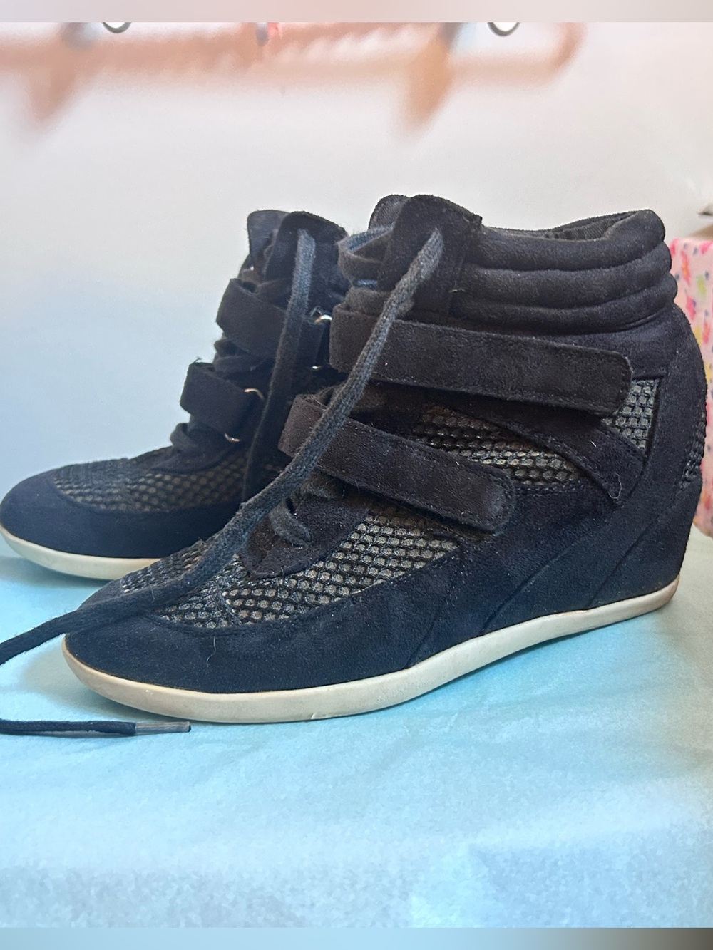 Steve Madden "Madden Girl" Women’s Fashion Wedge Heel Sneakers in "Hickorry"